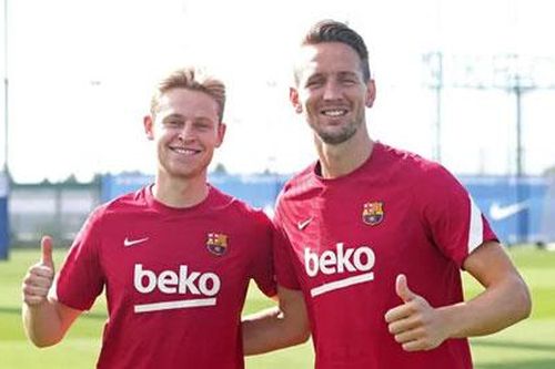 Xavi và cuộc cách mạng không có 'những De Jong'