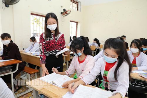 Đánh thức giấc mơ cho học sinh dân tộc thiểu số