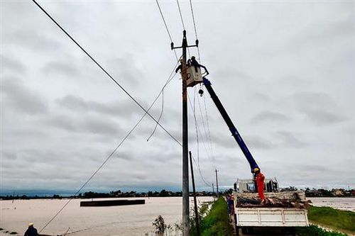 Điện lực Triệu Phong chủ động ứng phó trước tác động của mưa bão