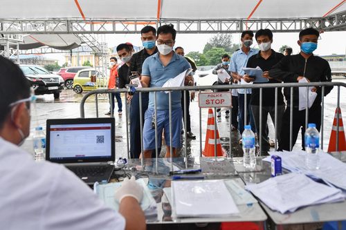 Bộ Y tế yêu cầu các địa phương không quy định quá mức cần thiết