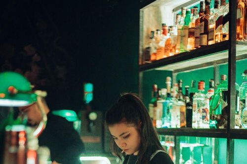 Bartender ở TP.HCM: '2 năm, 8 tháng nghỉ việc'