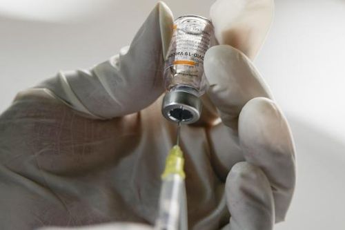 Hong Kong (Trung Quốc) cho phép tiêm vaccine của Sinovac cho lứa tuổi từ 3-17