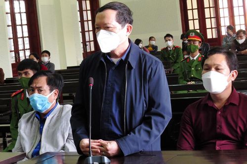 Chiếm đoạt tiền tỷ, cựu Trưởng Ban Dân tộc tỉnh Nghệ An cùng 3 thuộc cấp lĩnh án