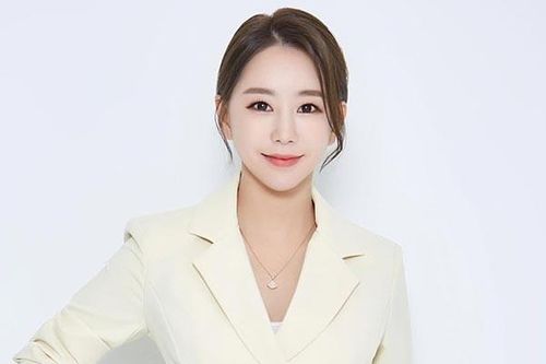 Nữ diễn viên Hàn Quốc bị kiện ra tòa vì qua lại với người đã có gia đình