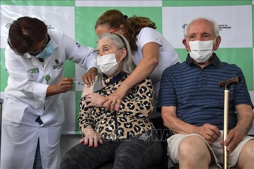 Brazil đã tiêm vaccine ngừa COVID-19 cho hơn 70% dân số
