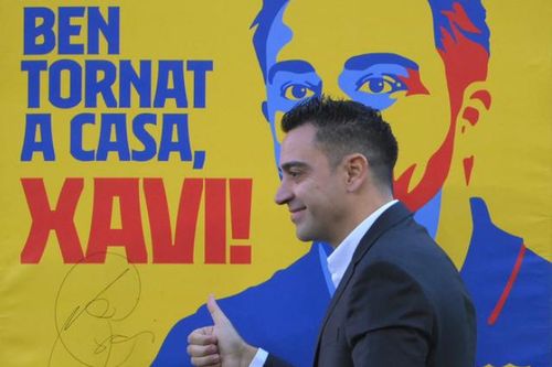 'Triều đại' mới của Xavi ở Barcelona