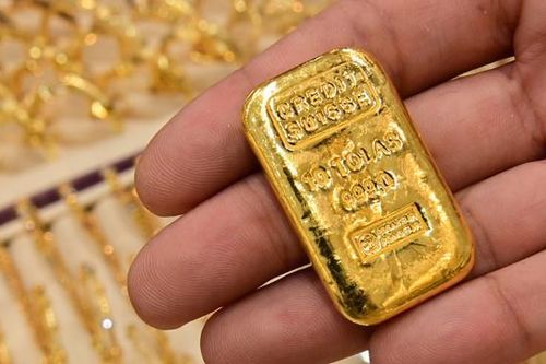 Giá vàng miếng 'bốc hơi' gần 2 triệu đồng/lượng trong hai ngày