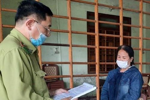 Kinh tế Kinh tế Phát hiện động vật rừng trong hai nhà hàng