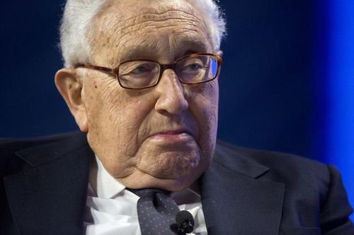 Ông Kissinger: Trung Quốc sẽ chưa tấn công Đài Loan trong 10 năm tới