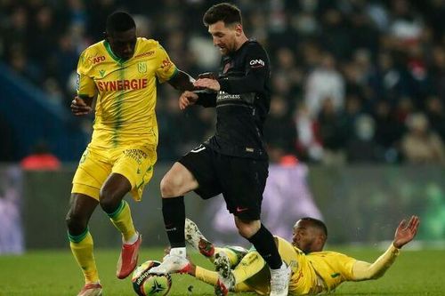 Bàn thắng đầu tiên của Messi cho PSG ở Ligue 1