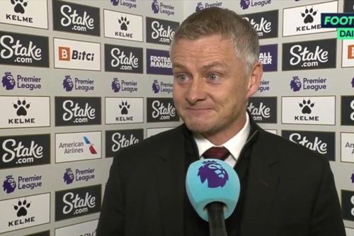 HLV Solskjaer xin lỗi vì 'lỡ mỉm cười' sau trận thua thảm Watford