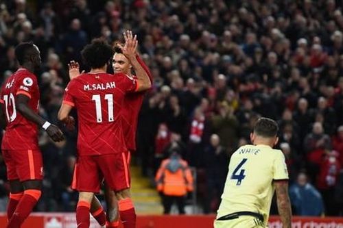 Vỡ vụn ở Anfield, Arsenal đứt mạch bất bại ở Ngoại hạng Anh
