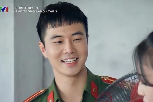 Anh Đông 'Phố trong làng' sẽ phim thật tình thật, cô bán quạt chưa chắc là bến đỗ