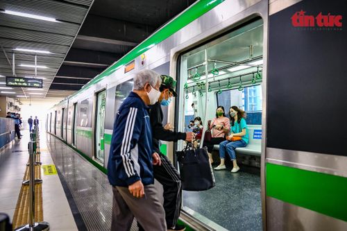 Đường sắt Cát Linh - Hà Đông ngày đầu thu phí