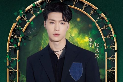 Lay Trương Nghệ Hưng bùng nổ trong đêm trao giải Đông Phương Phong Thần Bảng