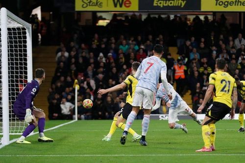 MU thua thảm 1-4, Solskjaer 'ngồi trên đống lửa'