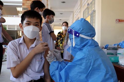 Đồng Nai tạm dừng thí điểm cho học sinh đi học ở một trường THCS vì xuất hiện F0