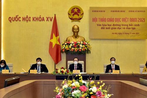 Bàn giải pháp tạo chuyển biến mạnh về văn hóa học đường