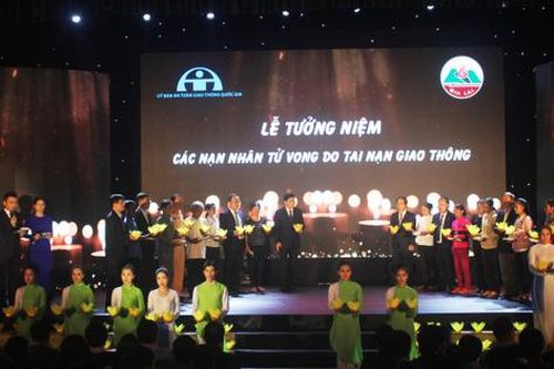 Lễ tưởng niệm các nạn nhân tử vong do tai nạn giao thông và thông điệp 'vì người ở lại'