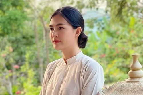 Cùng tên Ngọc Trinh nhưng cô gái này còn gây sốc hơn cả 'nữ hoàng nội y'