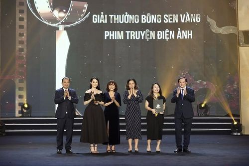 Vượt mặt 'Bố già', 'Mắt biếc' giành giải Bông sen Vàng tại Liên hoan Phim Việt Nam lần thứ 22