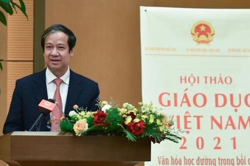 Bộ trưởng Nguyễn Kim Sơn: Thầy ra thầy, trò ra trò mới có thể nói tới các giá trị khác!