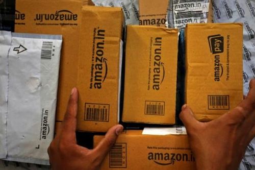 Ấn Độ buộc tội nhiều giám đốc Amazon vì để cần sa 'được rao bán như rau'