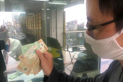 Hơn 12.000 khách mua vé đi tàu Cát Linh - Hà Đông