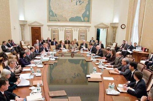 Lạm phát thách thức chính sách của Fed