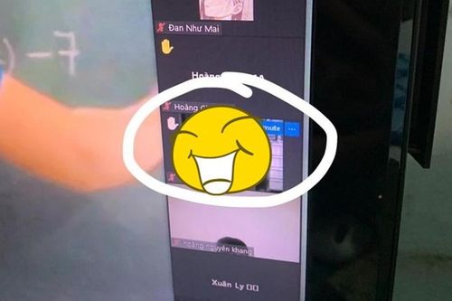 Sinh nhật đúng ngày học online, nam sinh liền có hành động 'nhắc khéo' cả lớp cực lầy lội