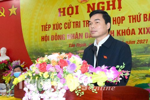 Đồng chí Trưởng ban Tổ chức Tỉnh ủy tiếp xúc cử tri xã Tân Thịnh