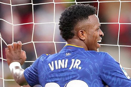 Real Madrid trở lại ngôi đầu La Liga: Ngày Vinicius nối lại duyên ghi bàn