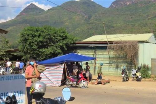 Vụ xe bị bung cửa khiến 1 học sinh tử vong: tài xế không có giấy phép lái xe phù hợp