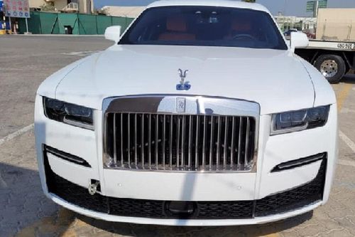 Rolls-Royce Ghost 2021 siêu sang gần 30 tỷ 'nổ đơn' về Việt Nam