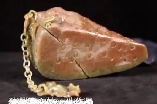 Đem 'miếng dưa hấu' kiểm định, chuyên gia thốt lên 'Có phúc hơn Từ Hy!'