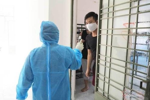Chuyên gia thấy khó hiểu khi Hà Nội không cho 4 quận trung tâm cách ly F1 tại nhà