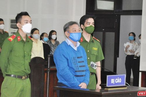 12 năm tù cho đại gia 'Thanh đeo' vì cưỡng đoạt tài sản con nợ