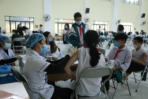 Từ ngày 25/11 triển khai tiêm vắc xin phòng Covid-19 cho trẻ từ 12-17 tuổi tại các huyện