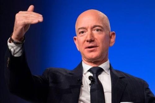 Thế giới Quỹ Obama nhận tiền từ thiện lớn chưa từng thấy của Jeff Bezos