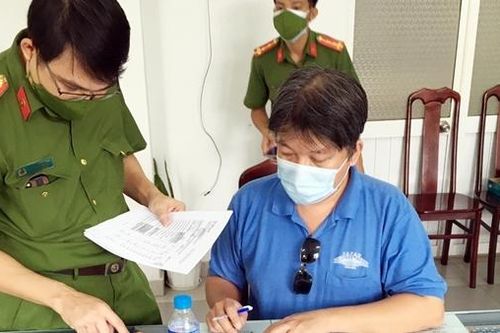 Bắt giam Giám đốc công ty bảo hiểm tham ô trên 1,35 tỷ đồng