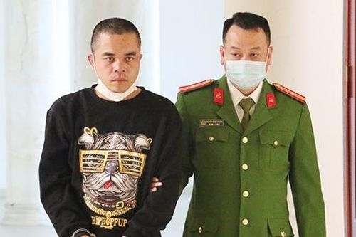 Đối tượng nổ súng tại quán cà phê ở Vinh bị khởi tố 2 tội danh
