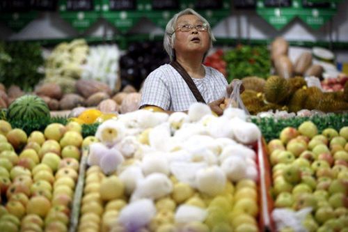Lạm phát, thực phẩm đắt đỏ làm khó mâm cơm của người châu Á