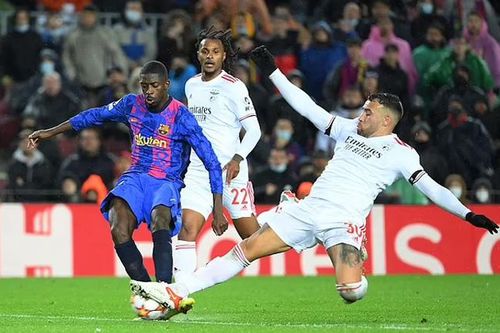 Bị Benfica cầm hòa, Barca có nguy cơ phải xuống chơi ở Europa League