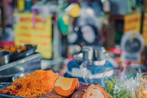Sài Gòn có khu chợ hội tụ 7749 món ngon Campuchia, đến ăn thì chỉ có quên lối về