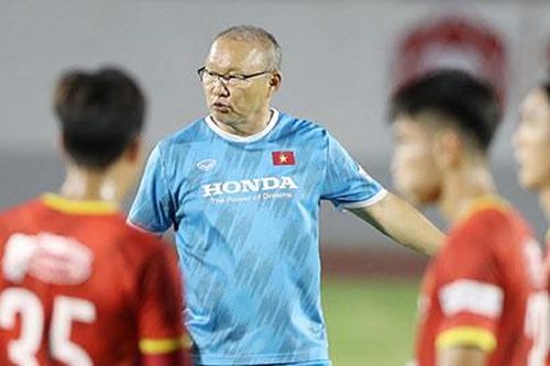 HLV Park Hang Seo sẵn sàng xoay tua 30 cầu thủ ĐT Việt Nam cho AFF Cup 2020