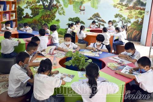 Để sách là 'món ăn' tinh thần không thể thiếu trong xu thế hội nhập