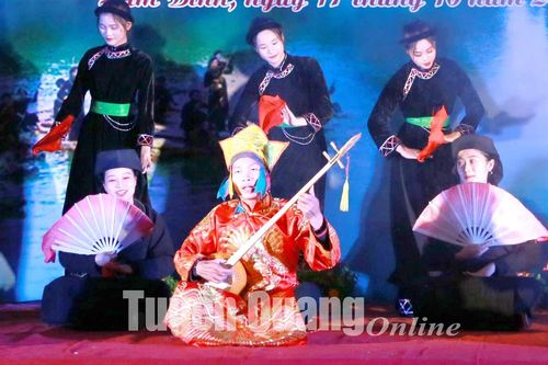 'Then cổ như sợi dây kết nối thế hệ'