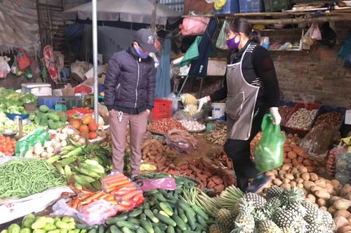 Giá rau xanh giảm 10-30%