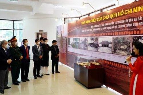 Văn hóa - Nghệ thuật Văn hóa - Nghệ thuật Xây dựng văn hóa, khơi dậy mạnh mẽ tinh thần yêu nước, khát vọng toàn dân tộc