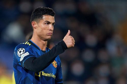 Man Utd vào vòng knock-out Champions League
